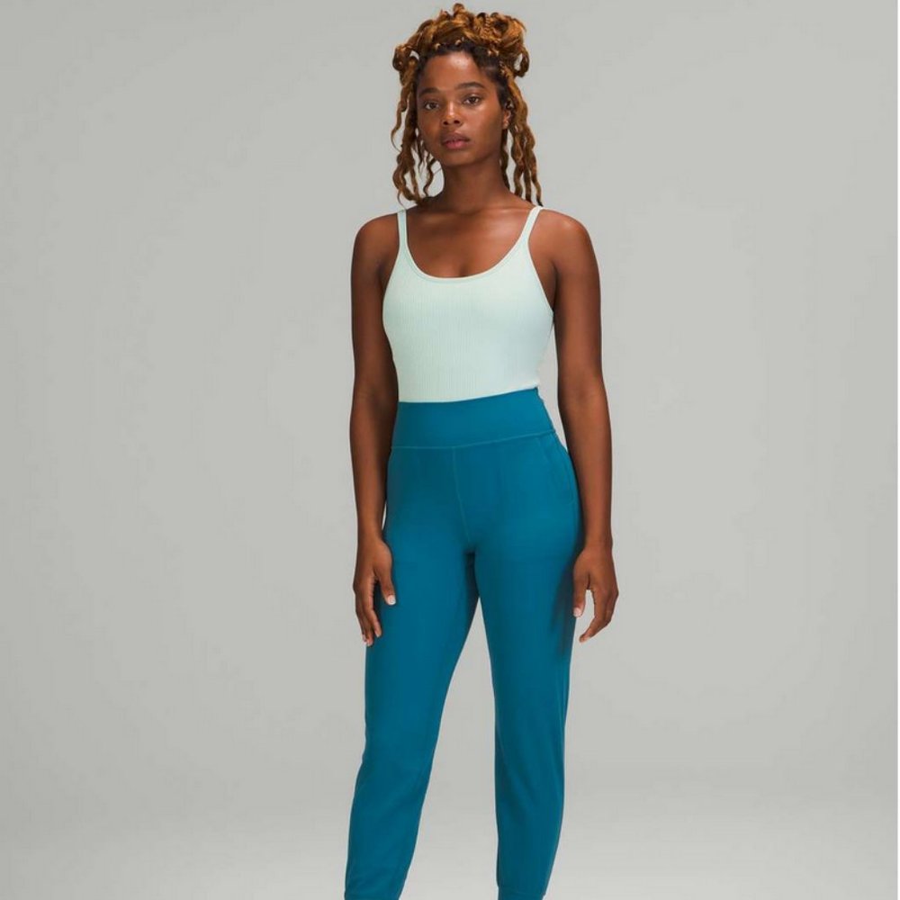 Ebb to Street Bodysuit Light Support, B/C Cups - Picture 4 of 9